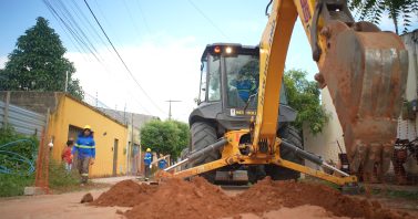 Obras de esgoto são executadas em Juazeiro do Norte: saiba trechos com bloqueios de 9 a 14 de junho