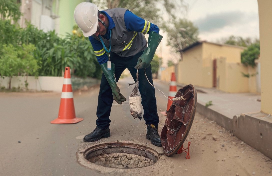Ambiental Ceará usa biotecnologia para evitar o acúmulo de gordura na rede de esgoto